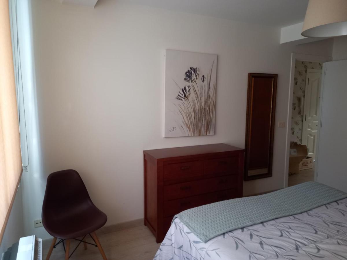 Apartamento A 350 Metros De La Playa Pobra Do Caraminal Exterior foto